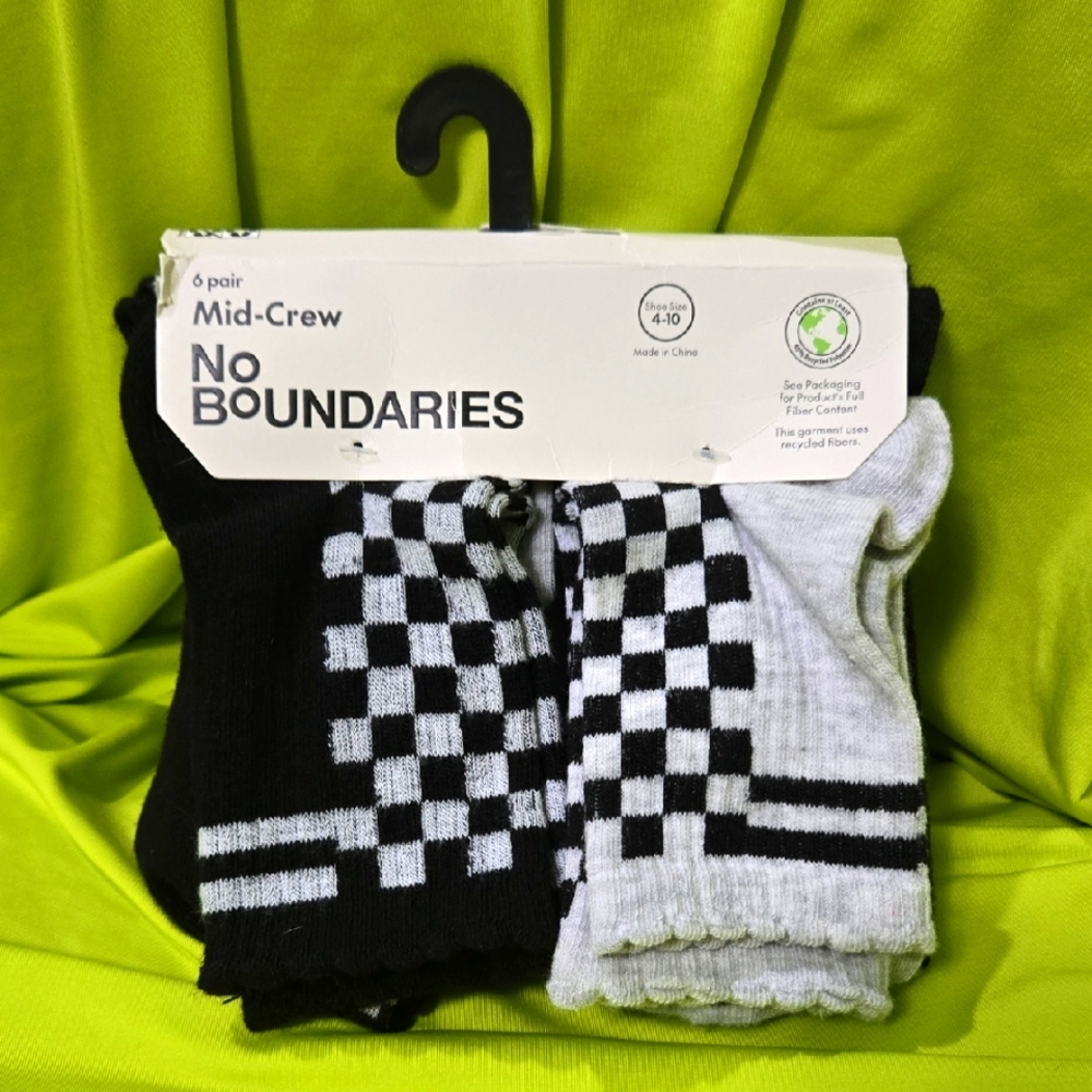 No Boundaries Mid-Crew Black and Heather Gray Socks - 6 Pair - Size 4-10